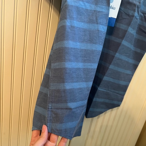 Chubbies - Men’s SS Slim Fit Button-Up Top - Pattern: the Downtowner - Size: M - Picture 8 of 16